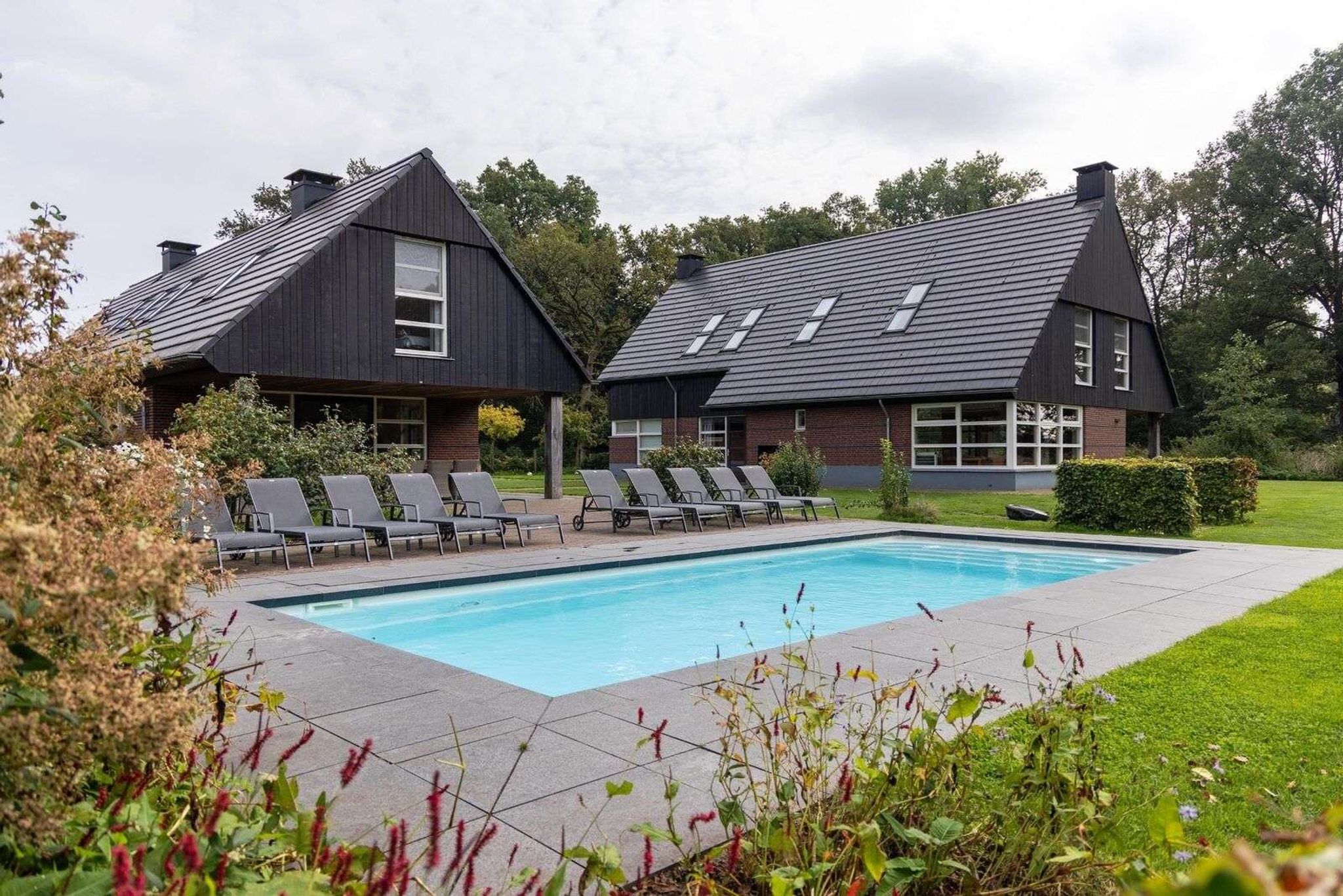 Vakantiehuizen met zwembad Nederland