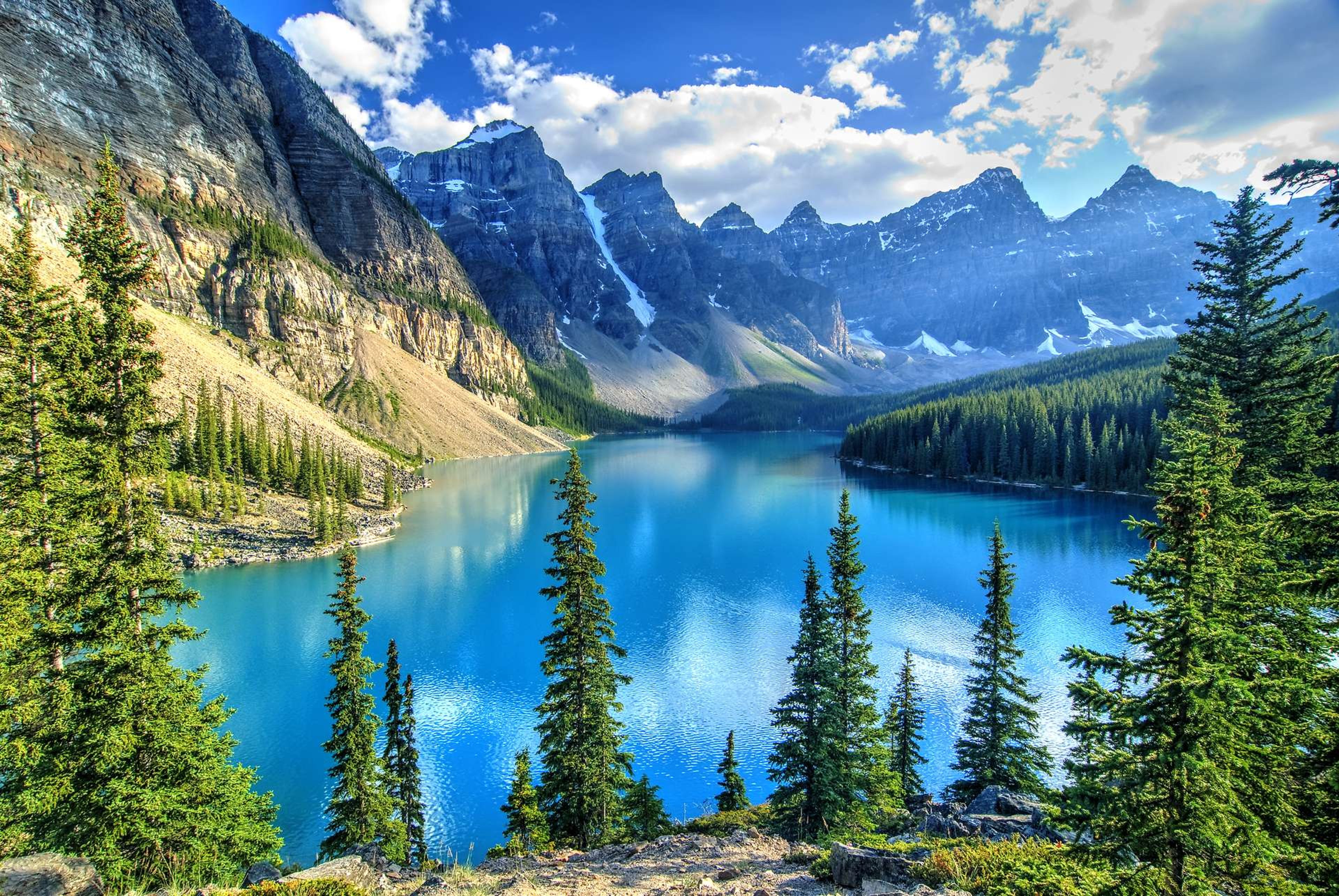 Canada Banff National Park Moraine Lake Rocky Mountain view1