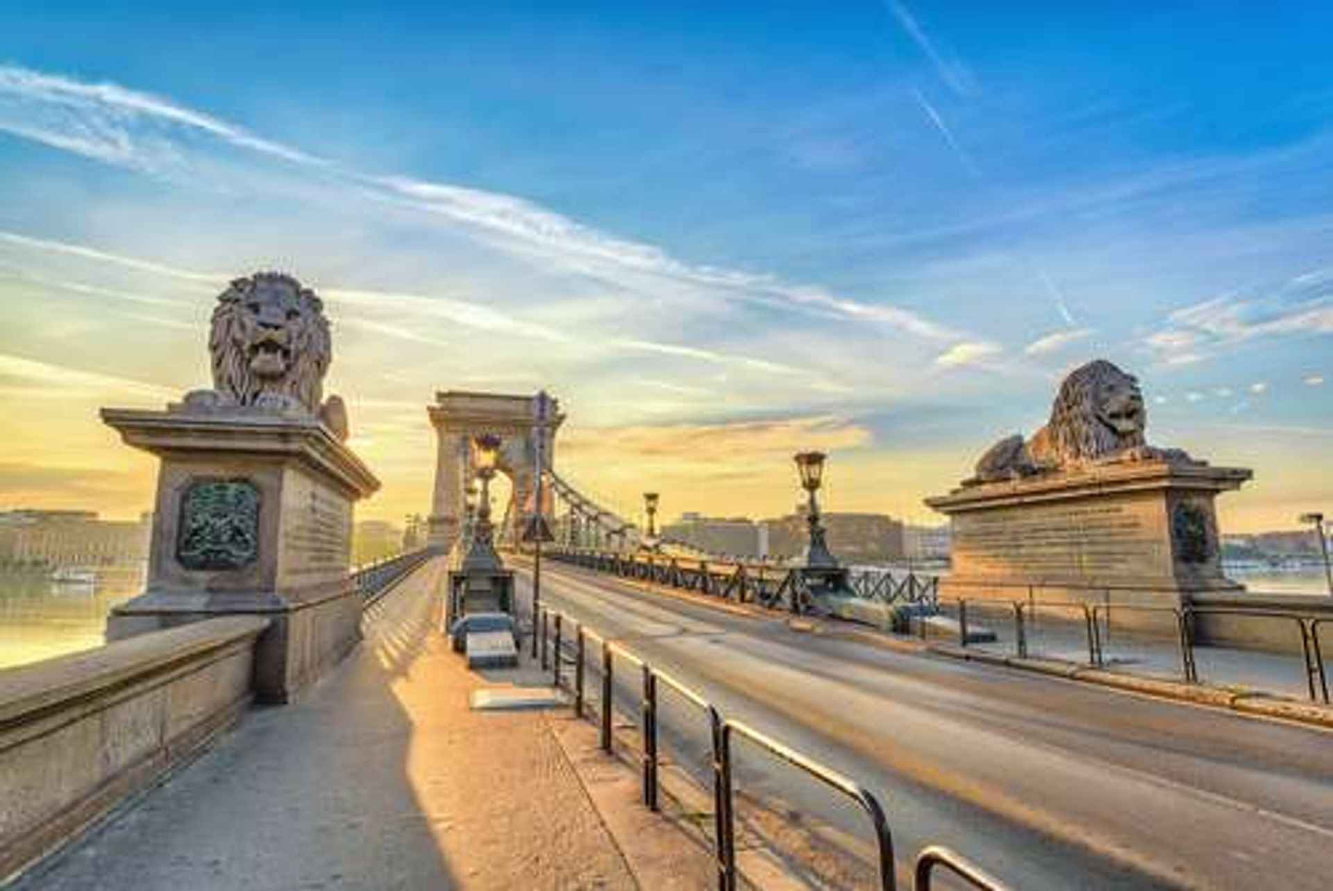 Hongarije Boedapest Chain Bridge