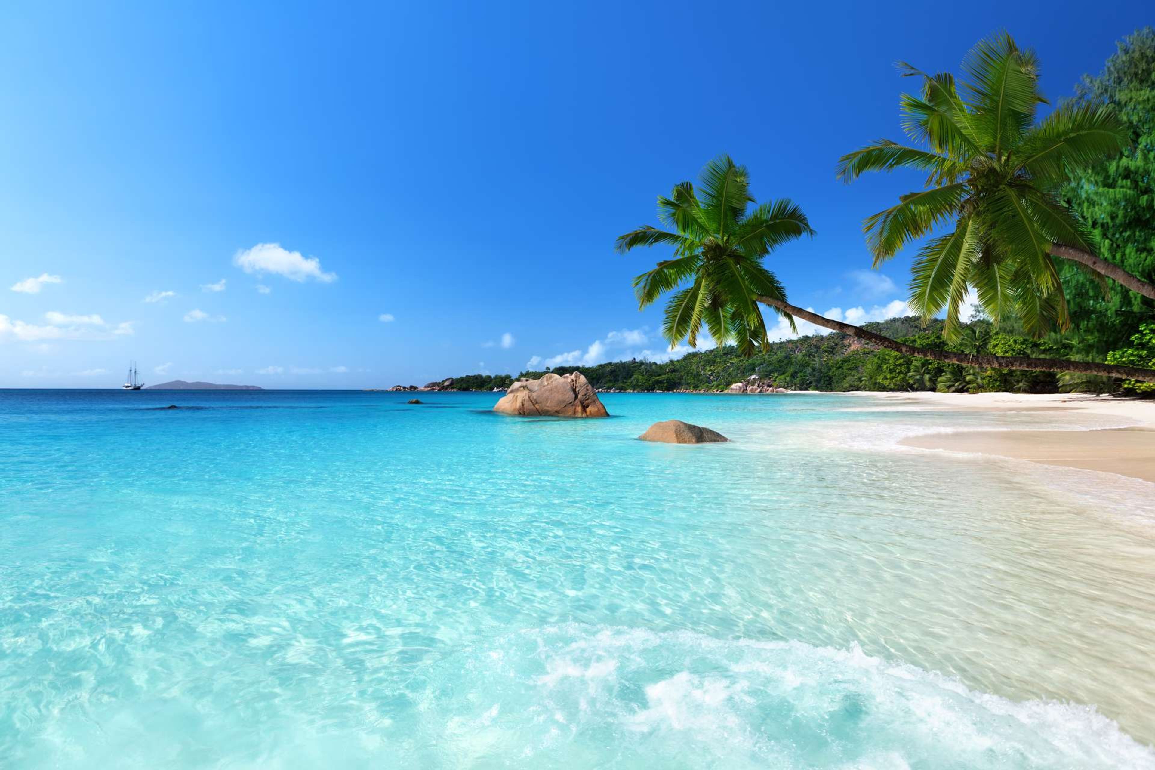 Seychellen Anse Lazio beach at Praslin island