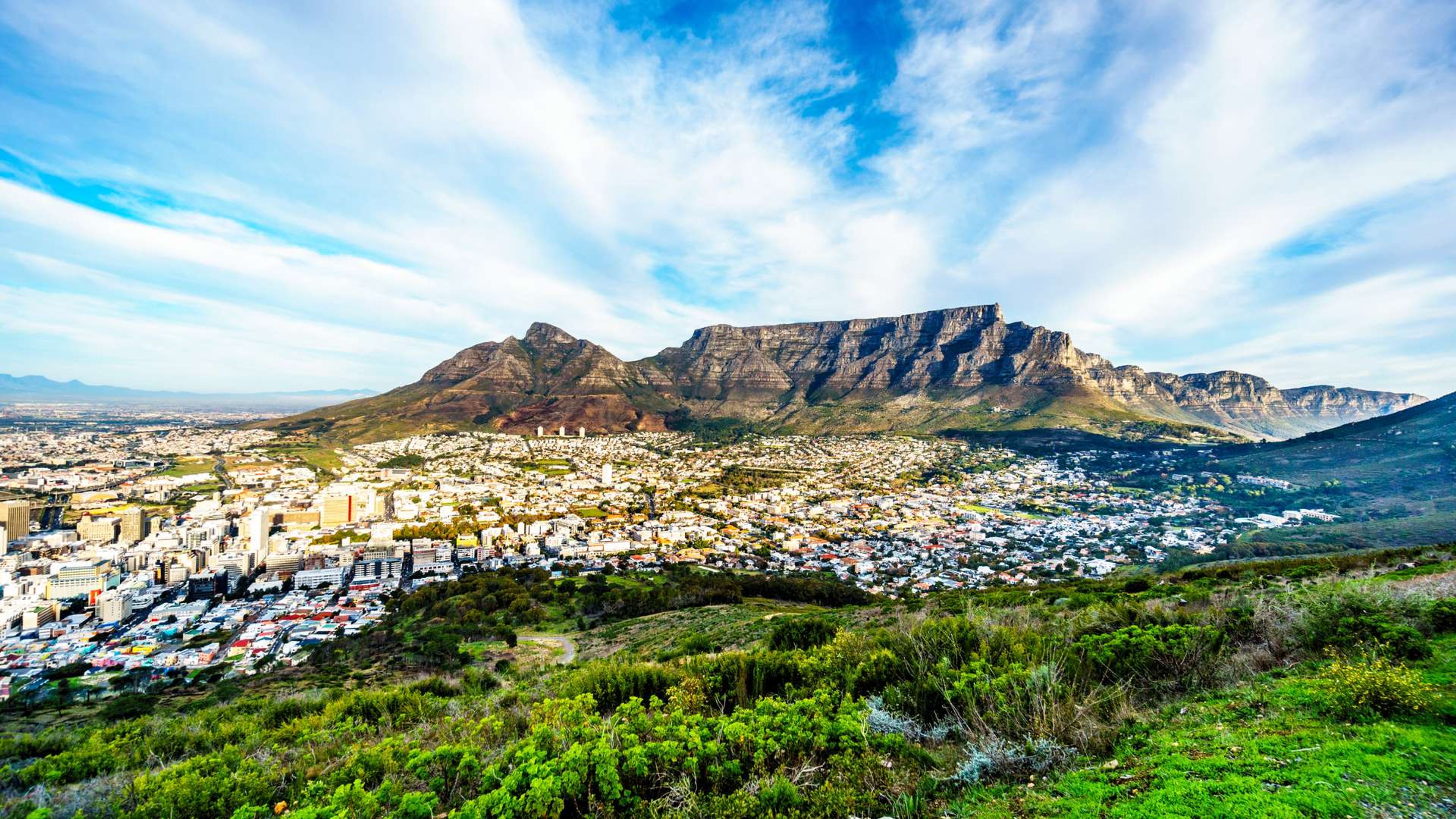 Zuid Afrika Kaapstad Table Mountain, Devils Peak, Lions Head and the Twelve Apostle